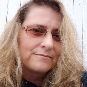 Meet your Posher, Mary ellen